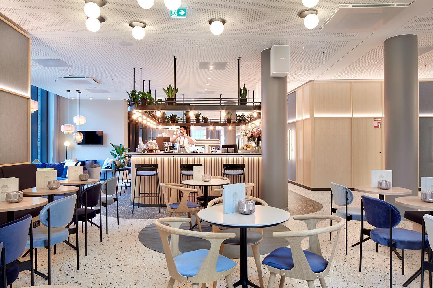 Novotel Hamburg Central Station Экстерьер фото
